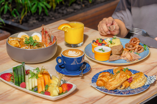 $1 Weekend Breakfast for Two stay package at InterContinental Singapore Robertson Quay